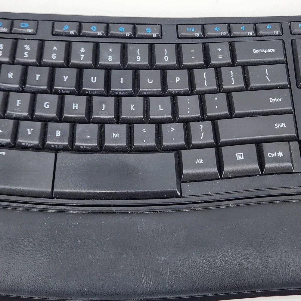 Microsoft Sculpt Ergonomic Keyboard Model 1773 Wireless No Dongle‎ Tested